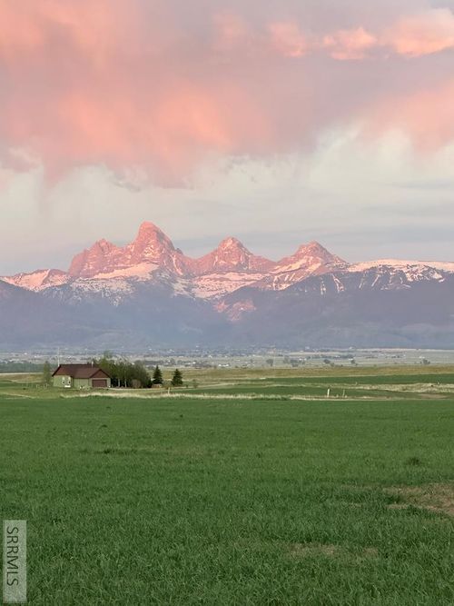 8420 Fawn Ridge Lane, Tetonia, ID, 83452 | Card Image