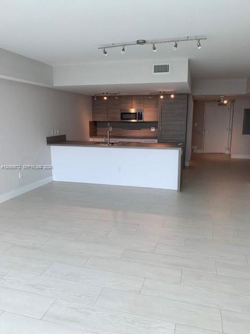1606-400 Sunny Isles Blvd, Sunny Isles Beach, FL, 33160-5080 | Card Image