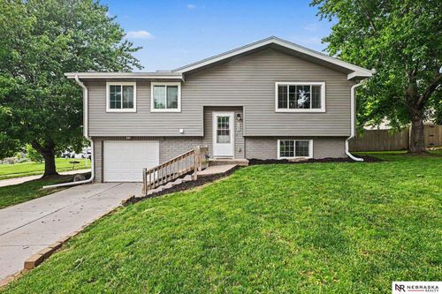 21208 Palomino Rd, Elkhorn, NE, 68022-1020 | Card Image