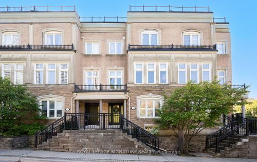 30 Legion Rd, Etobicoke, ON, M8V4C5 | Card Image