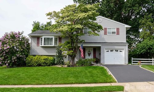 2 Peachwood Ct, Milltown, NJ, 08850-1315 | Card Image