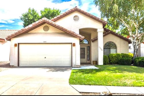 7816 Oakland Ave Ne, Albuquerque, NM, 87122-2733 | Card Image