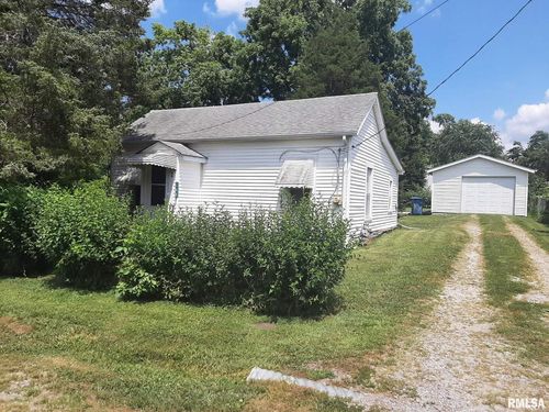 108 N Newton St, Buckner, IL, 62819-1360 | Card Image