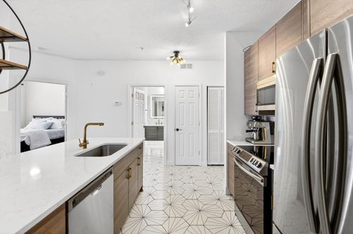3028-955 Juniper St Ne, Atlanta, GA, 30309-5117 | Card Image