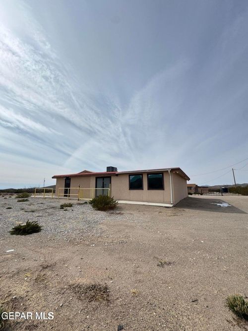 5989 Hueco Tanks Rd, El Paso, TX, 79938 | Card Image