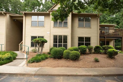 2235 Old Hamilton Pl, Gainesville, GA, 30507-7894 | Card Image