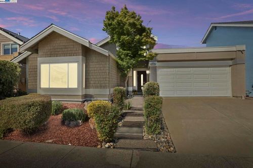 10034 Foxboro Cir, San Ramon, CA, 94583-2627 | Card Image