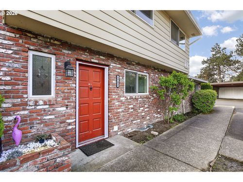 1702 Ne Hogan Dr, Gresham, OR, 97030-4142 | Card Image