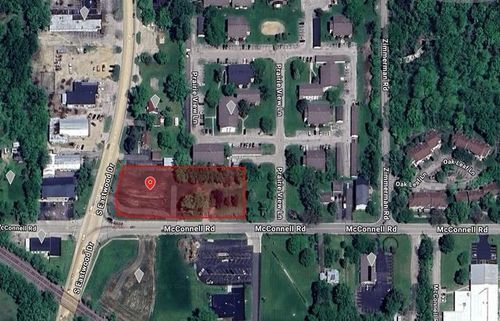 999 S Eastwood Dr, Woodstock, IL, 60098-4638 | Card Image