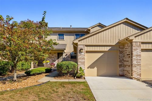 41600 Janet Dr, Clinton Twp, MI, 48038-2057 | Card Image