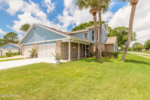 100 Black Crow Cir, DAYTONA BEACH, FL, 32119-8743 | Card Image
