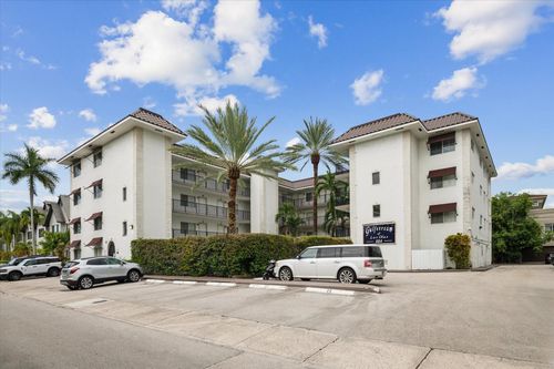 apt-36-924 Se 2nd St, Fort Lauderdale, FL, 33301-3619 | Card Image