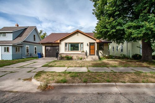 919 N Park St, Fergus Falls, MN, 56537-1207 | Card Image