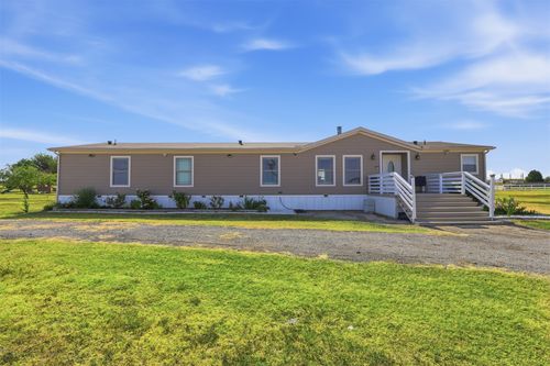 5812 Black Springs Ln, Joshua, TX, 76058-6438 | Card Image