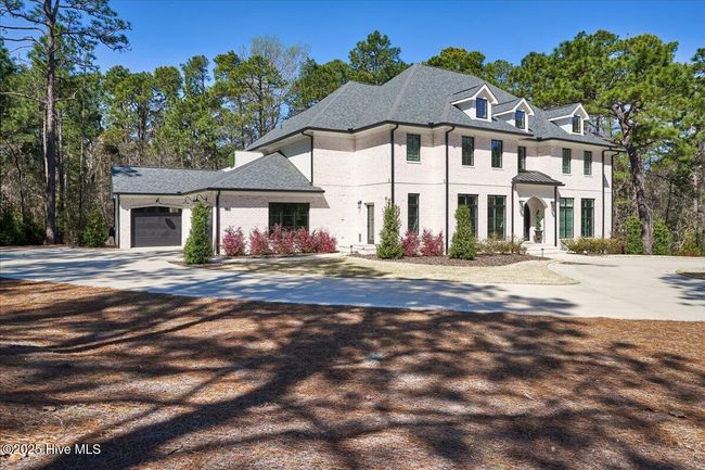 106 Haddington Dr, House other with 6 bedrooms, 7 bathrooms and 3 parking in Pinehurst NC | Image 6
