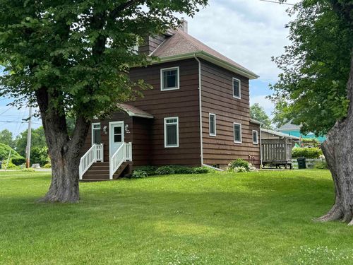 37 Beech Street, Sydney Mines, NS, B1V1J2 | Card Image