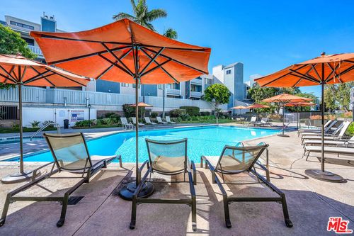 unit-202-8162 Manitoba St, Playa del Rey, CA, 90293-8642 | Card Image