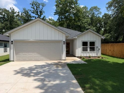 14583 Cherokee Ln, Log Cabin, TX, 75148-3709 | Card Image