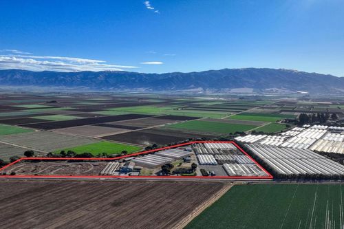 26000 Encinal Rd, Salinas, CA, 93908-9541 | Card Image