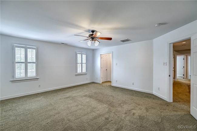 with en suite bath & walk in closet | Image 18