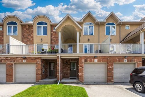 7-1253 Silvan Forest Dr, Burlington, ON, L7M0B7 | Card Image