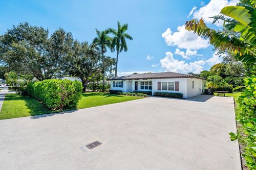 330 Center Street, Jupiter, FL, 33458 | Card Image