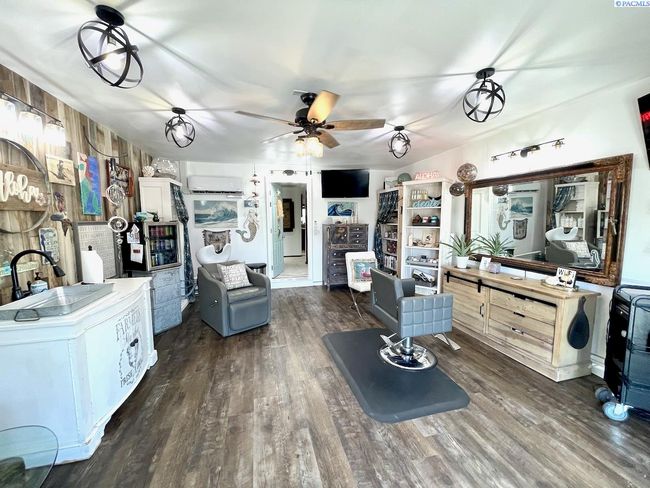 223108 E Perkins Rd, Home with 4 bedrooms, 4 bathrooms and null parking in Kennewick WA | Image 31