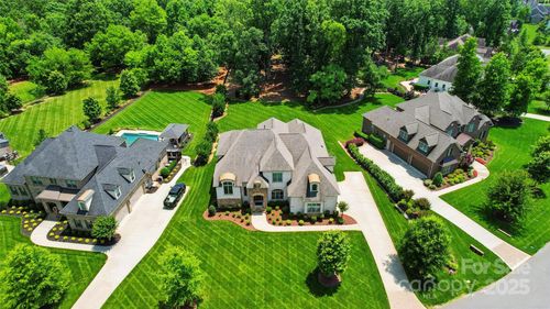 300 Wheatberry Hill Dr, Weddington, NC, 28104-6133 | Card Image