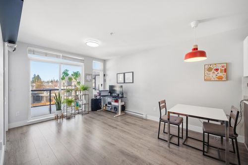 302-3939 Knight St, Vancouver, BC, V5N3L8 | Card Image