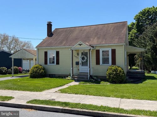 125 S Windsor Ave, PALMYRA, PA, 17078-2033 | Card Image
