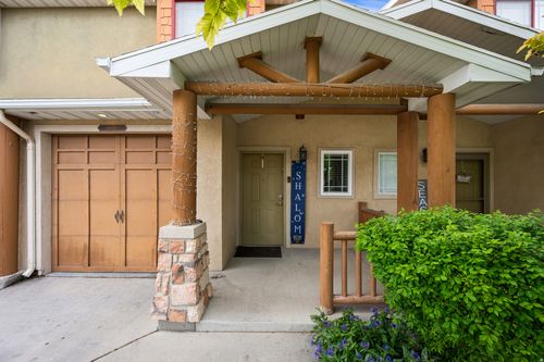 6688 S Pines Point Way, West Jordan, UT, 84084-1899 | Card Image