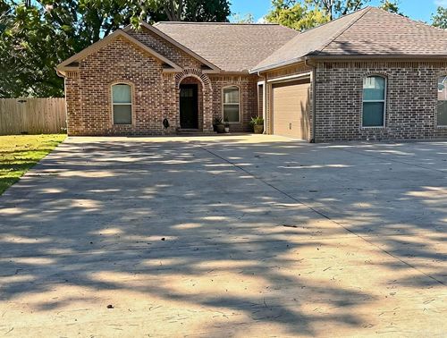 200 S Holt Avenue, Tuckerman, AR, 72473 | Card Image