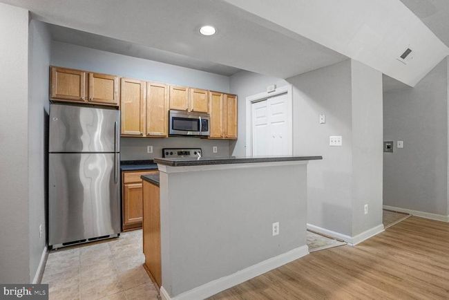 APT-701 - 3906 Penderview Dr, Condo with 2 bedrooms, 2 bathrooms and null parking in FAIRFAX VA | Image 7