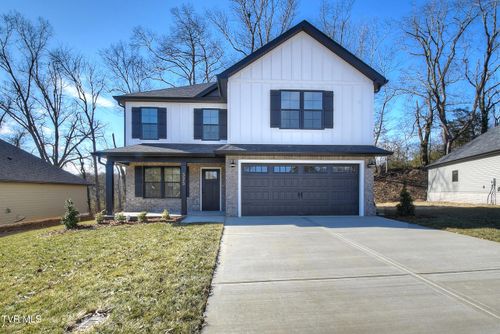 325 Ty S Pl, Kingsport, TN, 37663-2510 | Card Image