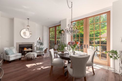 1527 Atlas Lane, Vancouver, BC, V6P0E1 | Card Image