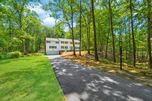 303 Hunters Ridge Rd, Concord, MA, 01742-4717 | Card Image