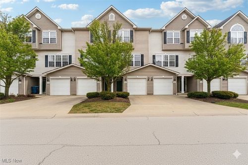 3769 Freedom Pl, Lorain, OH, 44053-4427 | Card Image