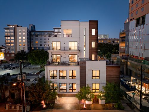 202-2934 N Hall Street, Dallas, TX, 75204 | Card Image