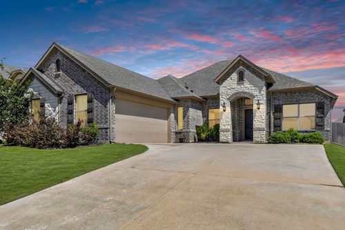 136 Gleeson Dr, Red Oak, TX, 75154-1671 | Card Image