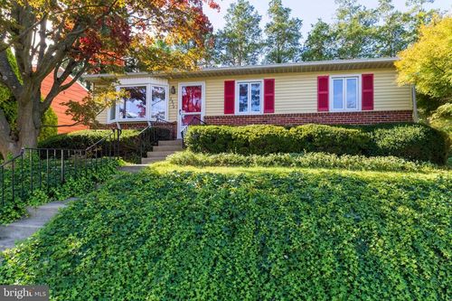 2976 Carnation Ave, WILLOW GROVE, PA, 19090-3839 | Card Image