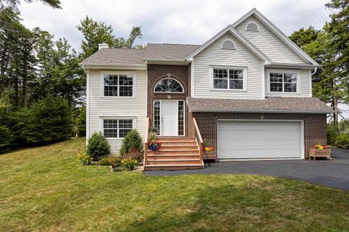 18 Stonehenge Lane, Upper Tantallon, NS, B3Z4J6 | Card Image