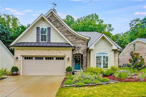 3739 Tanglewood Forest Dr, Clemmons, NC, 27012-9976 | Card Image