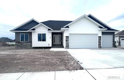 957 Jack Ln, Idaho Falls, ID, 83402-6014 | Card Image