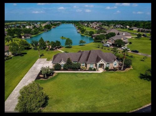 422 Lago Circle Dr N, Santa Fe, TX, 77517-3778 | Card Image