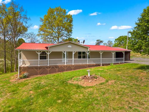 412 Thorn Hill School Rd, Thorn Hill, TN, 37881-6015 | Card Image