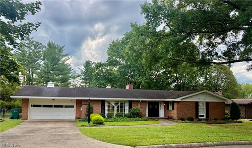 10 Fairview Hts, Parkersburg, WV, 26101-2918 | Card Image