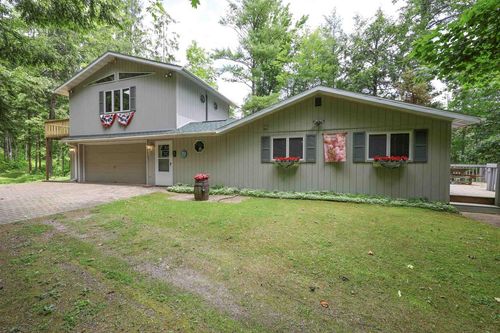 14814 Iron Bridge Road, Mountain, WI, 54149 | Card Image