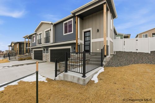 5124 Sullivan St, Cheyenne, WY, 82009-5861 | Card Image
