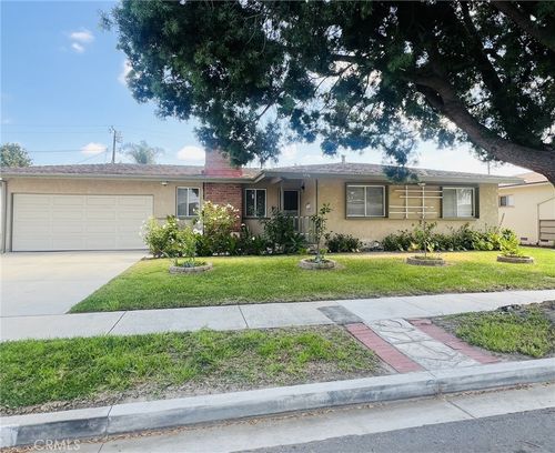 1936 W Harle Ave, Anaheim, CA, 92804-6085 | Card Image