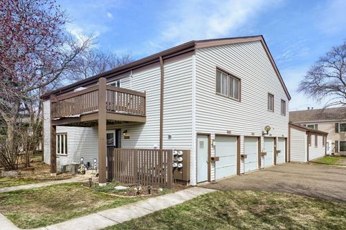 4952 Grenwich Trl, Oakdale, MN, 55128-2026 | Card Image